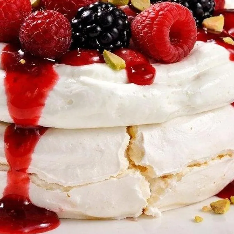 La pavlova aux fruits de saison